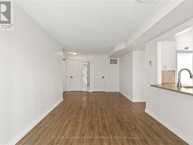 The Summit 3 - 412 725 King Street West - photo 2