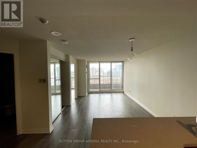 Conservatory Tower - 2705 736 Bay Street - photo 2