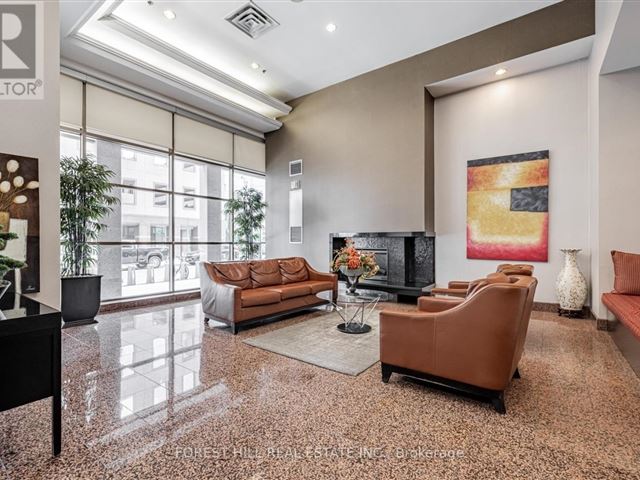 Conservatory Tower - 809 736 Bay Street - photo 2