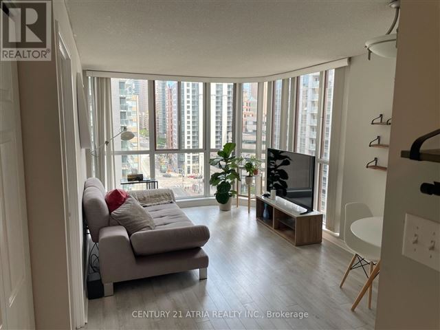 Conservatory Tower - 1112 736 Bay Street - photo 2