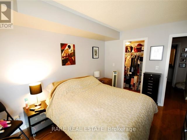 Mosaic - 703 736 Spadina Avenue - photo 3