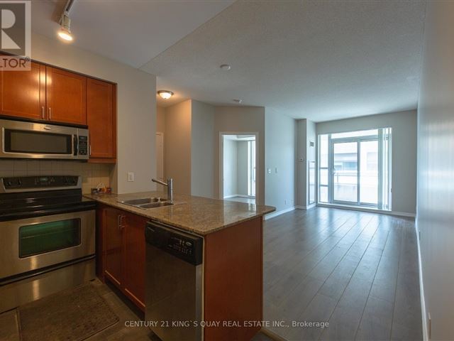 Mosaic - 301 736 Spadina Avenue - photo 2