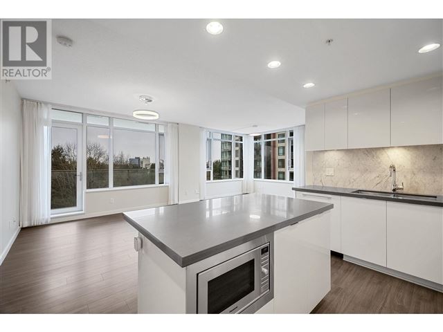 Carrera - 907 7338 Gollner Avenue - photo 1