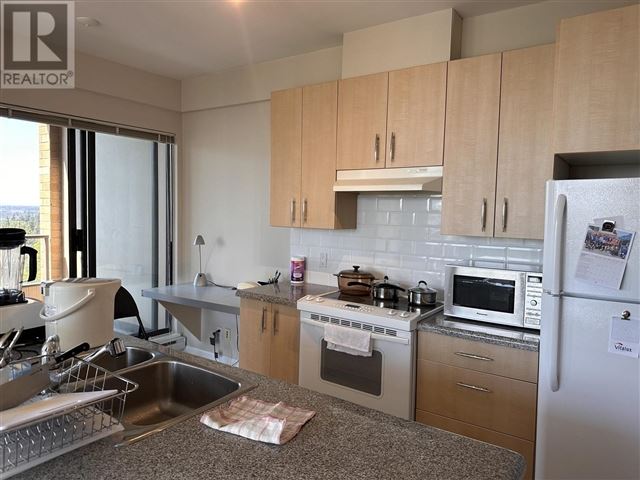 Mayfair Place - 7xx 7368 Sandborne Avenue - photo 1