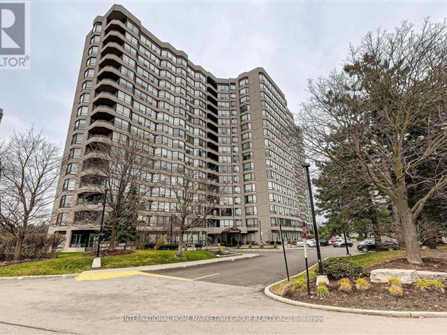 Promenade Towers Condos - 814 7440 Bathurst Street - photo 1