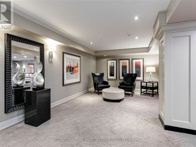 Promenade Towers Condos - 814 7440 Bathurst Street - photo 3