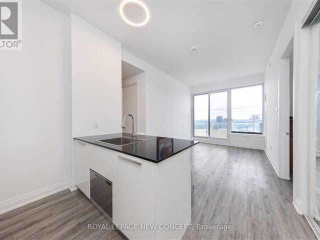 The Diamond Condominiums on Yonge - ph307 75 Canterbury Place - photo 2