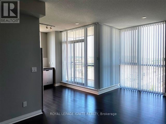 Crystal - 1107 55 Eglinton Avenue West - photo 3