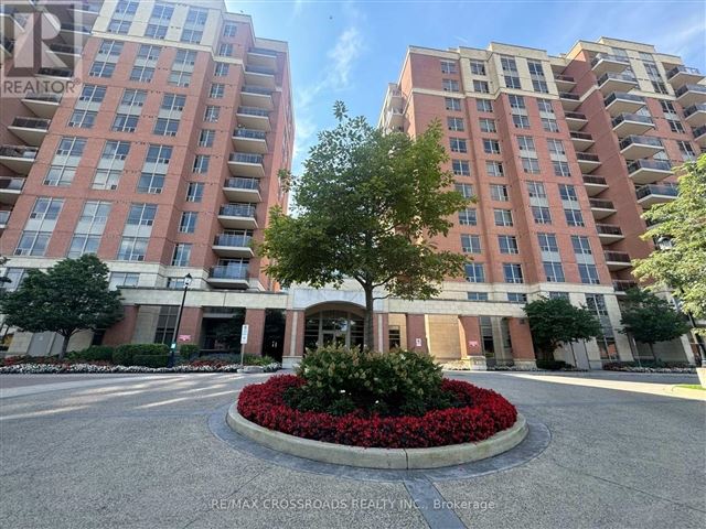 The Gates Of Bayview Glen 3 -  75 King William Crescent - photo 1