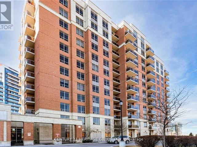 The Gates Of Bayview Glen 3 - 701 75 King William Crescent - photo 1