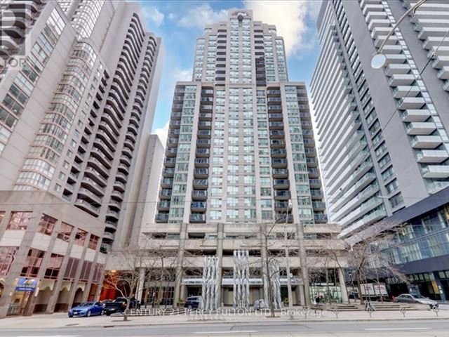 The Penrose - 709 750 Bay Street - photo 1