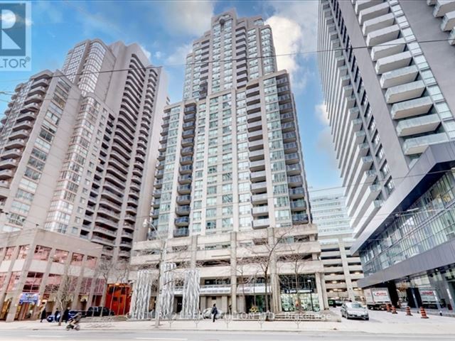 The Penrose - 709 750 Bay Street - photo 2