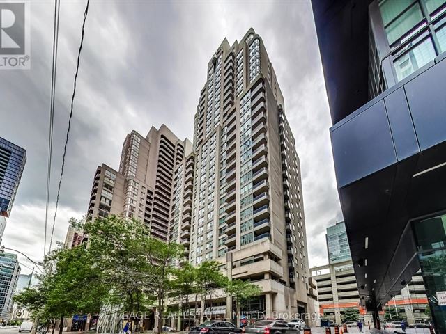 The Penrose - 1005 750 Bay Street - photo 2