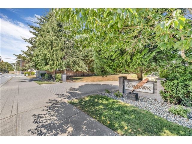 Greyhawk - 2 7518 138 Street - photo 2