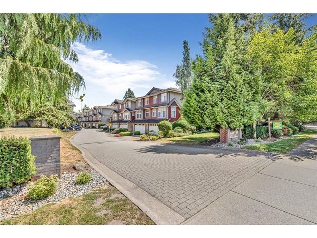 Greyhawk - 2 7518 138 Street - photo 3