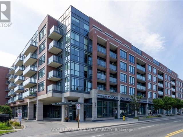 Minto WaterGarden - 531 7608 Yonge Street - photo 1