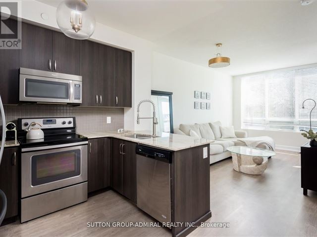 Minto WaterGarden - 326 7608 Yonge Street - photo 3