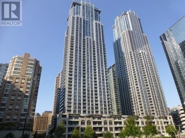 College Park South Tower - 1414 761 Bay Street - photo 1