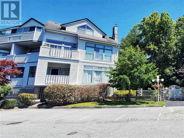 Bentley Wynd - 204 7660 Minoru Boulevard - photo 1