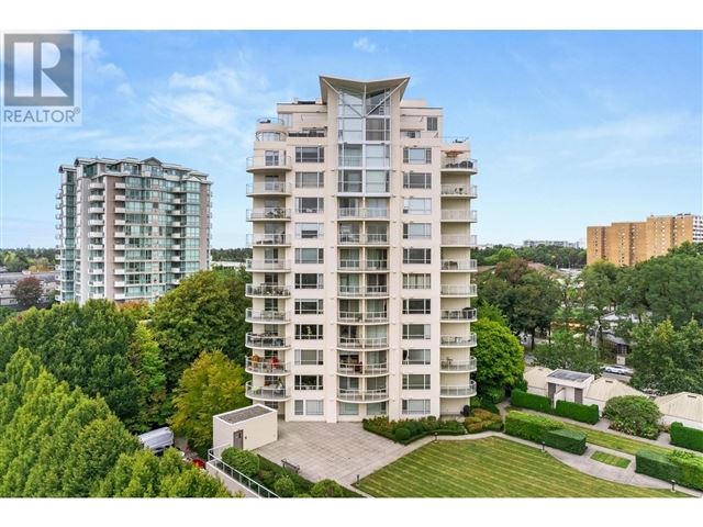 Golden Leaf Towers - 303 7680 Granville Avenue - photo 2