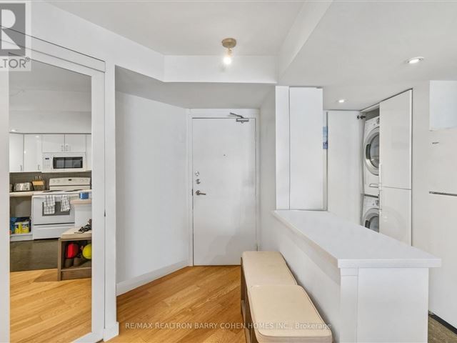 Celebrity Place - ph2 77 Maitland Place - photo 2