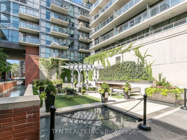 Minto 775 - 906 775 King Street West - photo 2