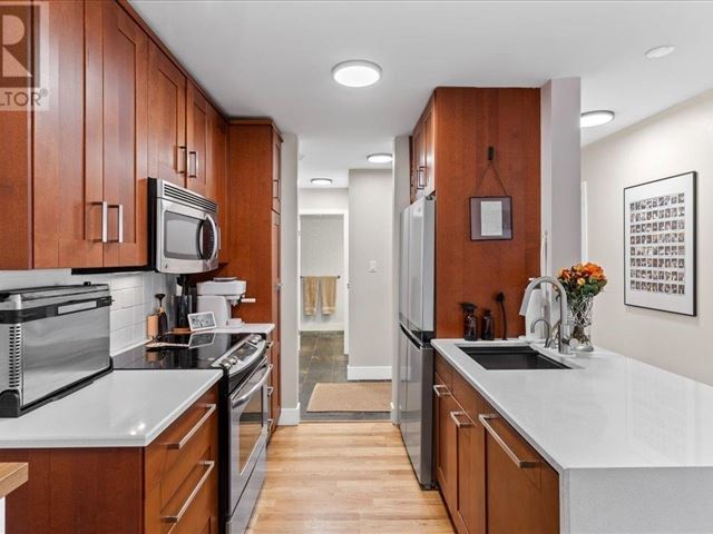 777 West 7th - 207 777 7th Avenue West - photo 3