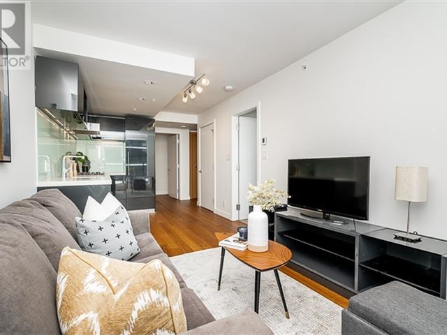 Telus Garden - 2807 777 Richards Street - photo 1