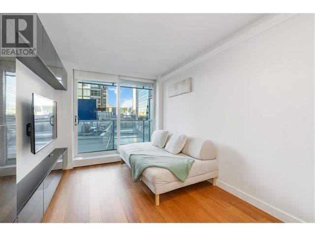 Telus Garden - 1705 777 Richards Street - photo 2