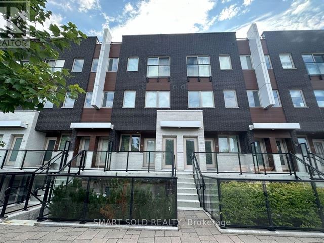 Park Towns Condos - 36 780 Sheppard Avenue East - photo 1