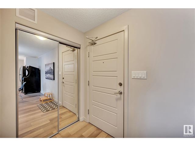 7805 71 ST NW - 259 7805 71 Street Northwest - photo 2