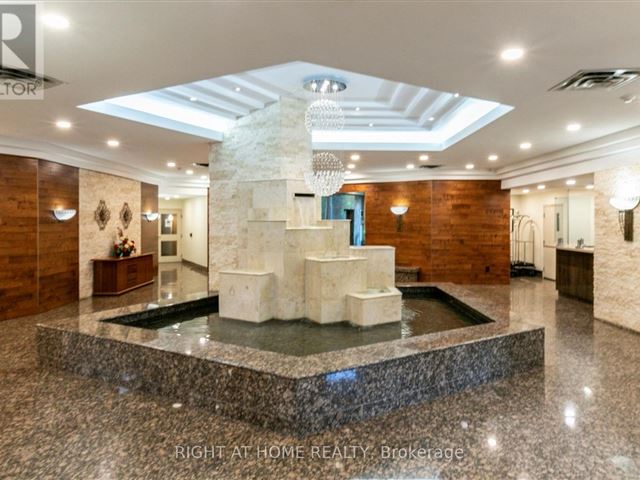 The Landmark of Thornhill - 305 7805 Bayview Avenue - photo 3