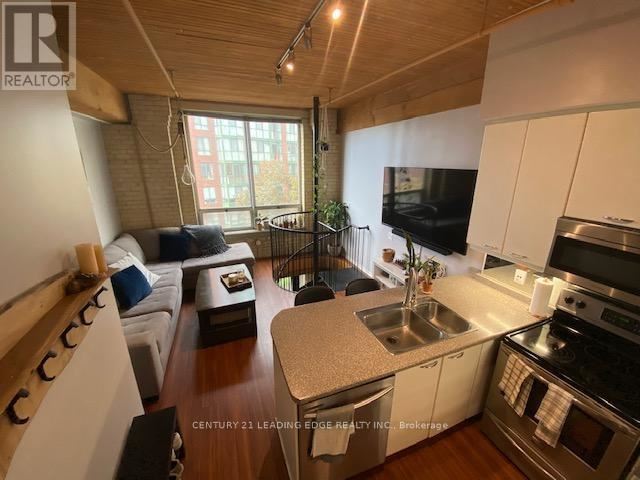 Gotham Lofts - 506 781 King Street West - photo 1