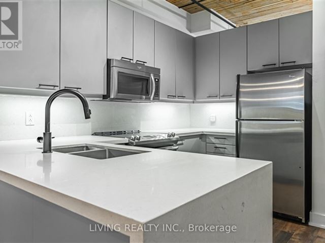 Gotham Lofts - 102 781 King Street West - photo 3