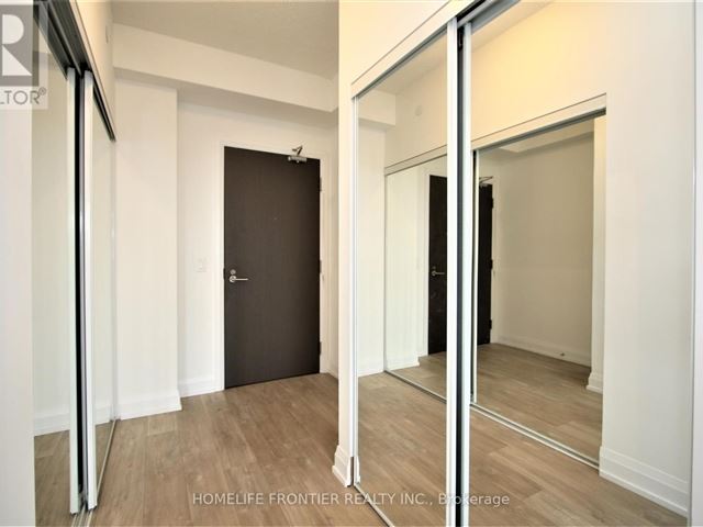 Legacy Park Condos - 1911 7900 Bathurst Street - photo 3