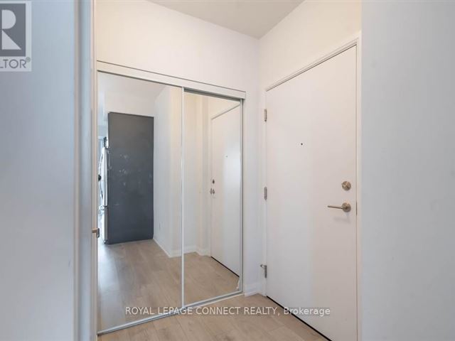 The Met Condos - 3406 7895 Jane Street - photo 2