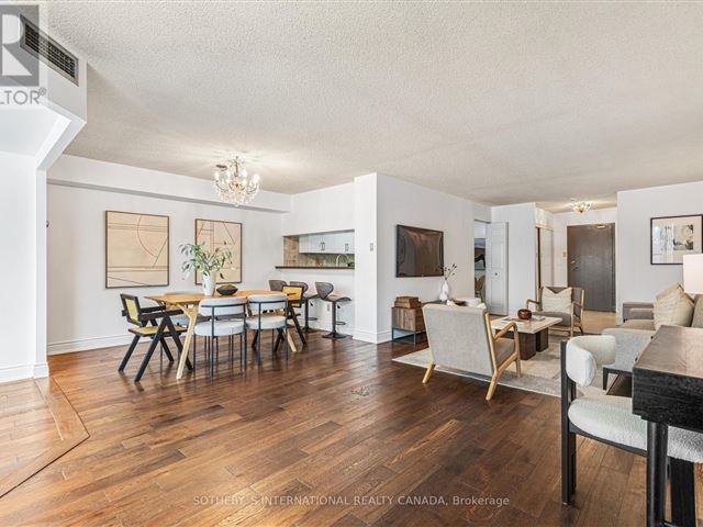 Landmark Condos - 215 7905 Bayview Avenue - photo 3