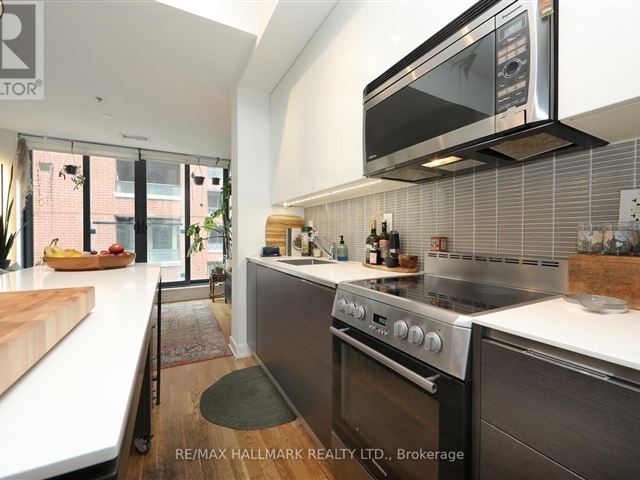 Art Condos - 408 8 Dovercourt Road - photo 3