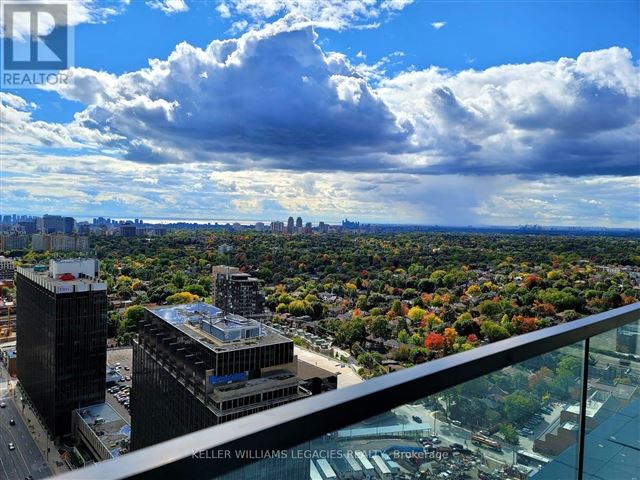 E Condos - 2601 2263 Yonge Street - photo 2