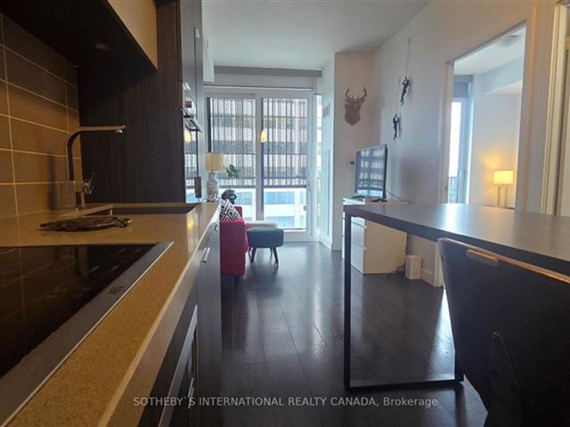 E Condos - 1804 2263 Yonge Street - photo 3