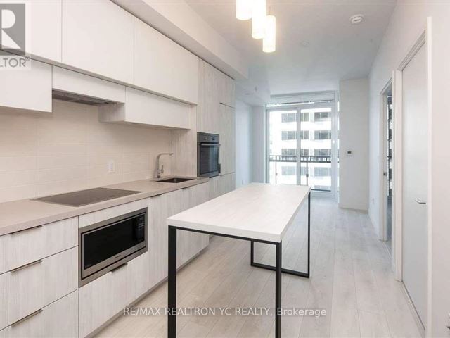 E Condos - 2104 2263 Yonge Street - photo 2