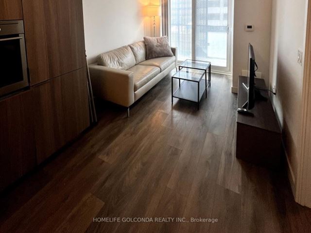 E Condos - 504 2263 Yonge Street - photo 2