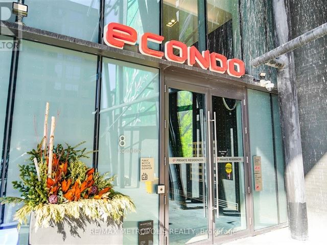 E Condos - 1504 2263 Yonge Street - photo 3