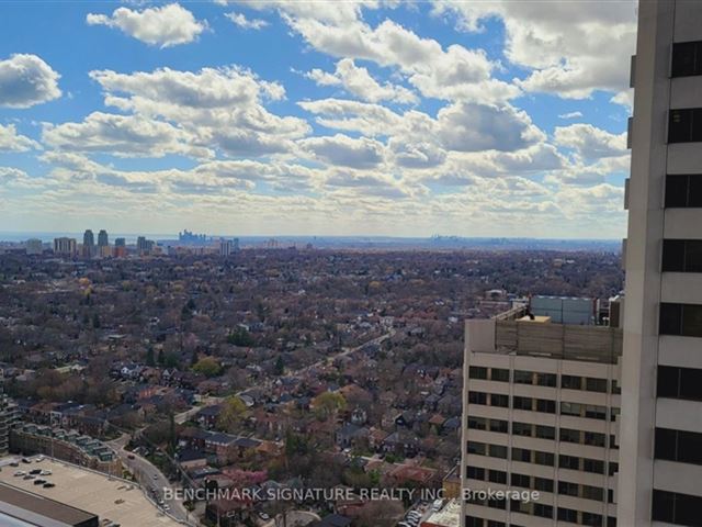 E Condos - 3003 2263 Yonge Street - photo 1