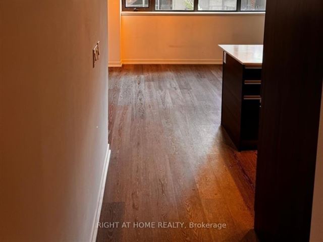 8G - 208 8 Gladstone Avenue - photo 3