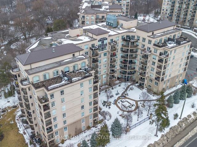 Chateau Park - 303 2 Maison Parc Court - photo 3