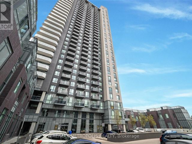 Mississauga Square - 321 5081 Hurontario Street - photo 3