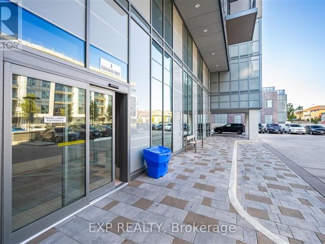 Mississauga Square - 922 5081 Hurontario Street - photo 3