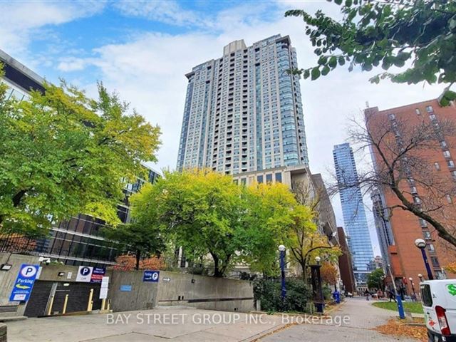 The Residences of 8 Park Road Yorkville - 2016 8 Park Road - photo 2