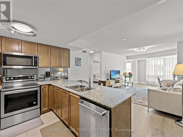 The Lotus - 1410 8 Scollard Street - photo 1